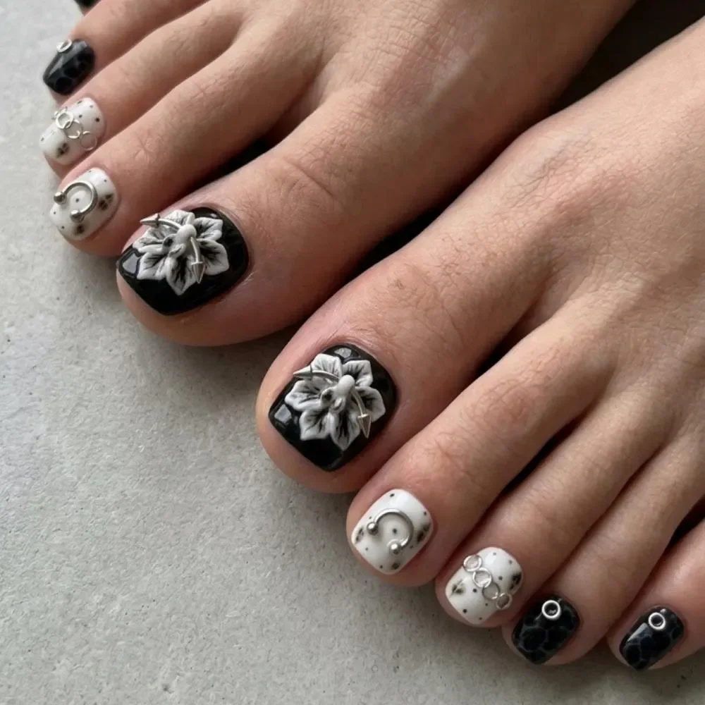 floral punk, toe nail set, press on nails, custom press on nails, fake nails, Nails Art, stained glass nails, gold press on nails, 3d press on nails, luxury press on nails, handmade press on nails