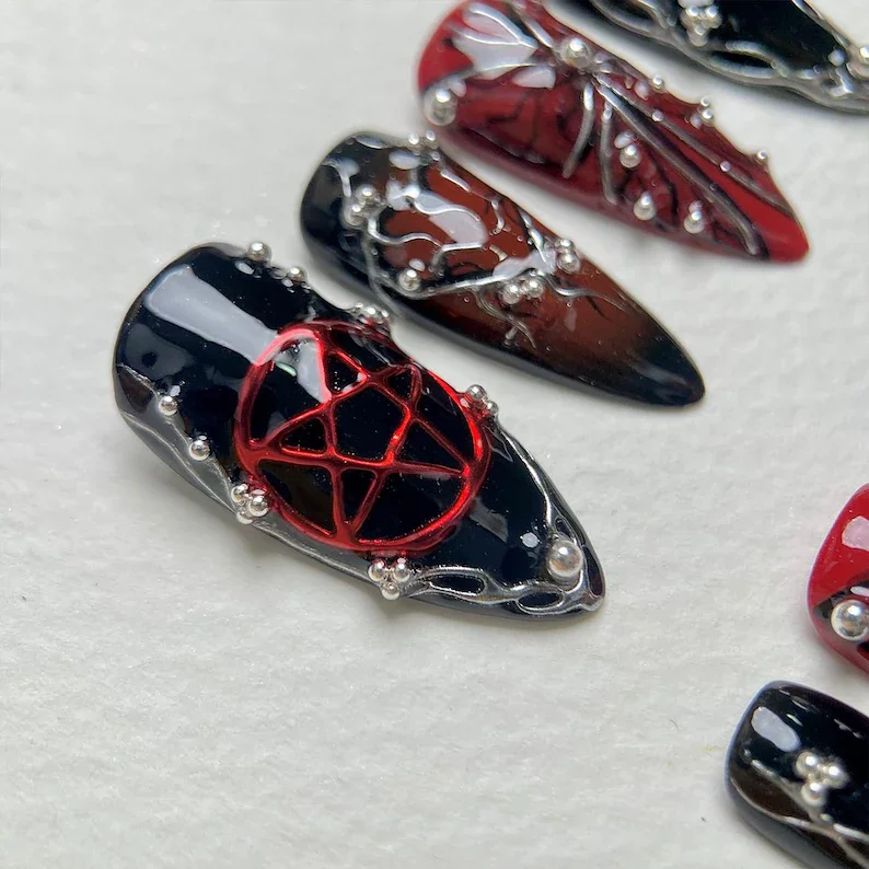 press on nails, custom press on nails, fake nails, Nails Art, stained glass nails, gold press on nails, 3d press on nails, luxury press on nails, handmade press on nails