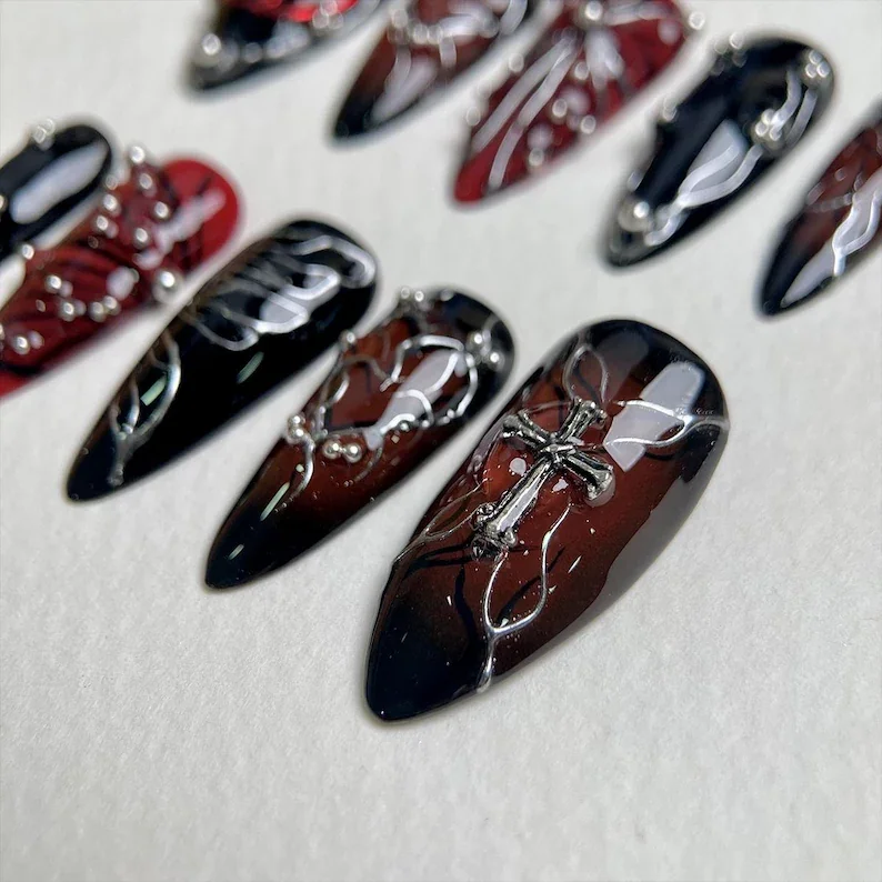 press on nails, custom press on nails, fake nails, Nails Art, stained glass nails, gold press on nails, 3d press on nails, luxury press on nails, handmade press on nails