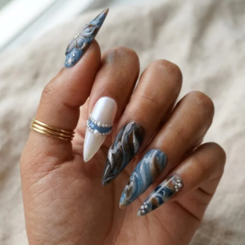 press on nails, custom press on nails, fake nails, Nails Art, stained glass nails, gold press on nails, 3d press on nails, luxury press on nails, handmade press on nails