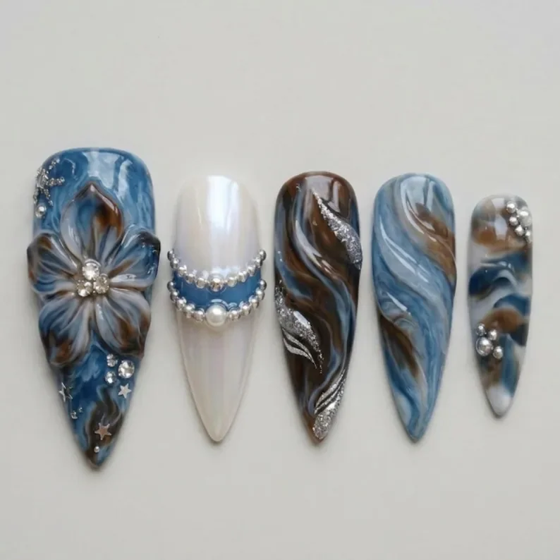 press on nails, custom press on nails, fake nails, Nails Art, stained glass nails, gold press on nails, 3d press on nails, luxury press on nails, handmade press on nails