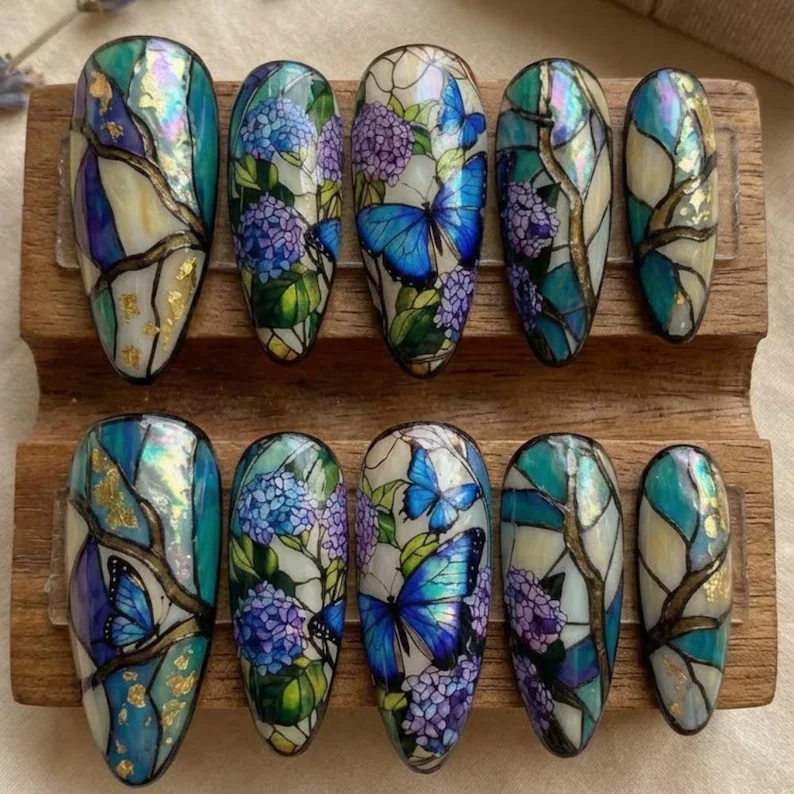 press on nails, hand painted floral, custom press on nails, fake nails, Nails Art, stained glass nails, gold press on nails, 3d press on nails, luxury press on nails, handmade press on nails