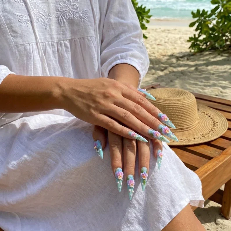blue flower nails, spring manicure, press on nails, custom press on nails, fake nails, Nails Art, stained glass nails, gold press on nails, 3d press on nails, luxury press on nails, handmade press on nails