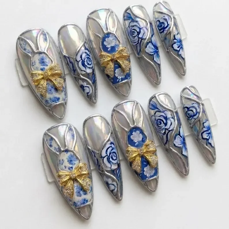blue white porcelain, press on nails, custom press on nails, fake nails, Nails Art, stained glass nails, gold press on nails, 3d press on nails, luxury press on nails, handmade press on nails
