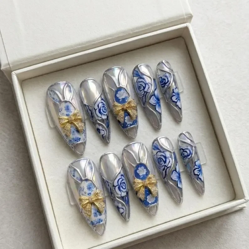 3D golden bow, chinoiserie bunny, press on nails, custom press on nails, fake nails, Nails Art, stained glass nails, gold press on nails, 3d press on nails, luxury press on nails, handmade press on nails