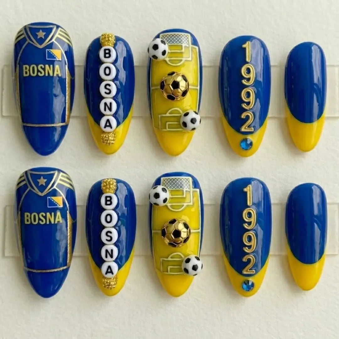 press on nails, custom press on nails, fake nails, Nails Art, stained glass nails, gold press on nails, 3d press on nails, luxury press on nails, handmade press on nails