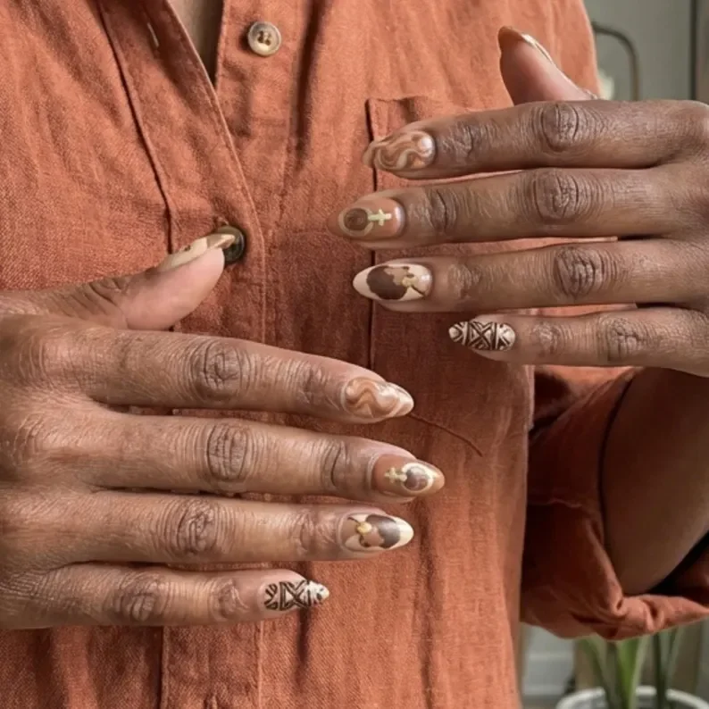 brown skin girl, press on nails, custom press on nails, fake nails, Nails Art, stained glass nails, gold press on nails, 3d press on nails, luxury press on nails, handmade press on nails