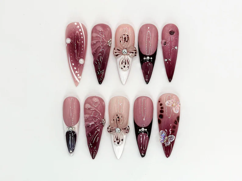 press on nails, custom press on nails, fake nails, Nails Art, stained glass nails, gold press on nails, 3d press on nails, luxury press on nails, handmade press on nails