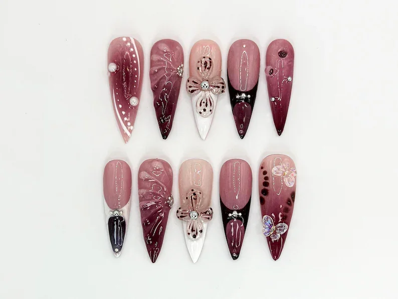 press on nails, custom press on nails, fake nails, Nails Art, stained glass nails, gold press on nails, 3d press on nails, luxury press on nails, handmade press on nails