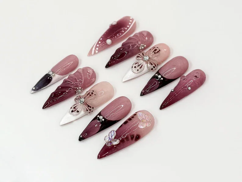 press on nails, custom press on nails, fake nails, Nails Art, stained glass nails, gold press on nails, 3d press on nails, luxury press on nails, handmade press on nails