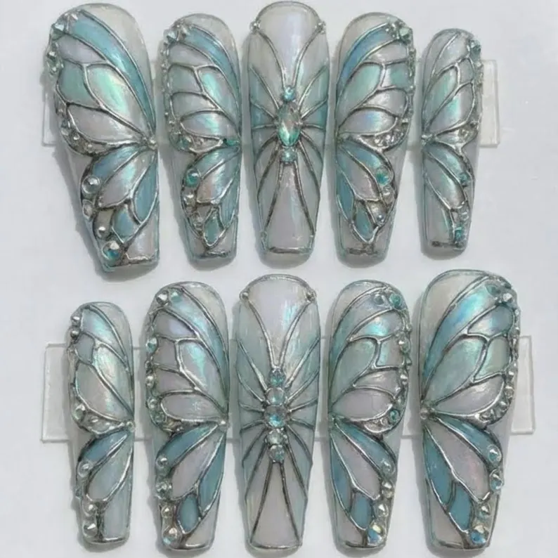 press on nails, custom press on nails, fake nails, Nails Art, stained glass nails, gold press on nails, 3d press on nails, luxury press on nails, handmade press on nails