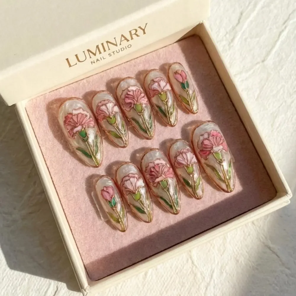 Gold Floral Nails, Floral Press On Nails, press on nails, custom press on nails, fake nails, Nails Art, stained glass nails, gold press on nails, 3d press on nails, luxury press on nails, handmade press on nails