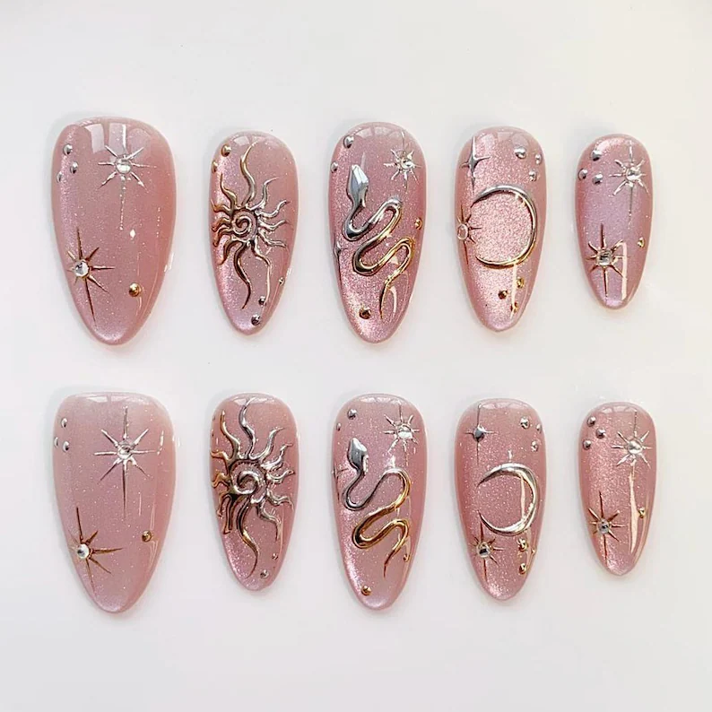 press on nails, custom press on nails, fake nails, Nails Art, stained glass nails, gold press on nails, 3d press on nails, luxury press on nails, handmade press on nails
