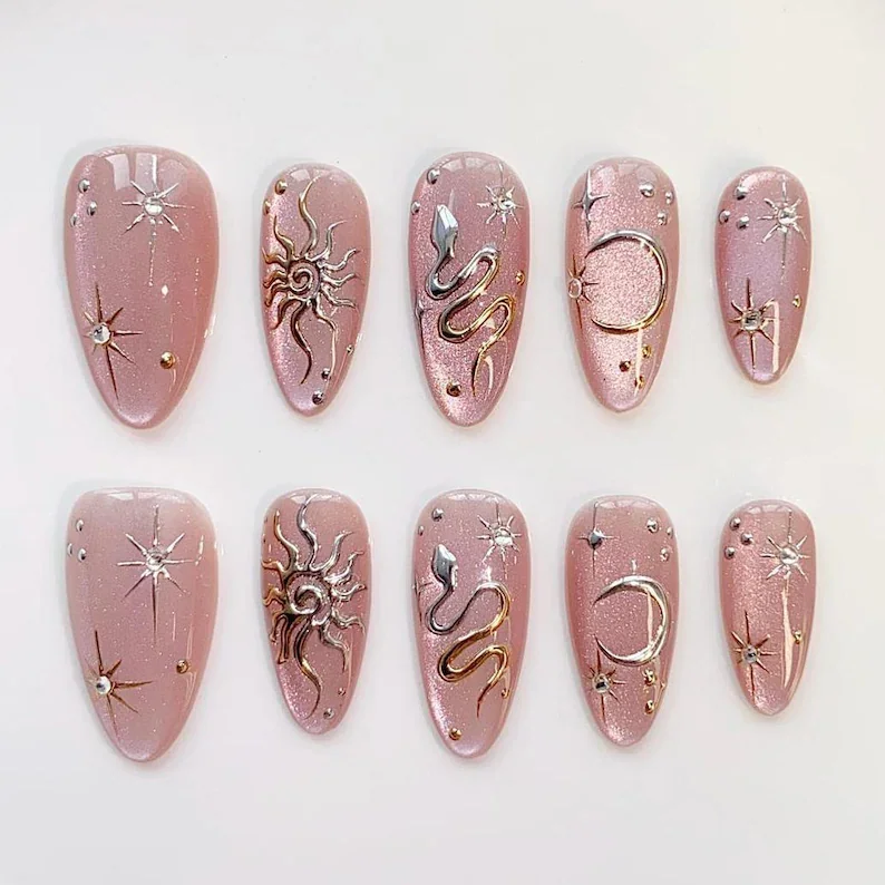 press on nails, custom press on nails, fake nails, Nails Art, stained glass nails, gold press on nails, 3d press on nails, luxury press on nails, handmade press on nails