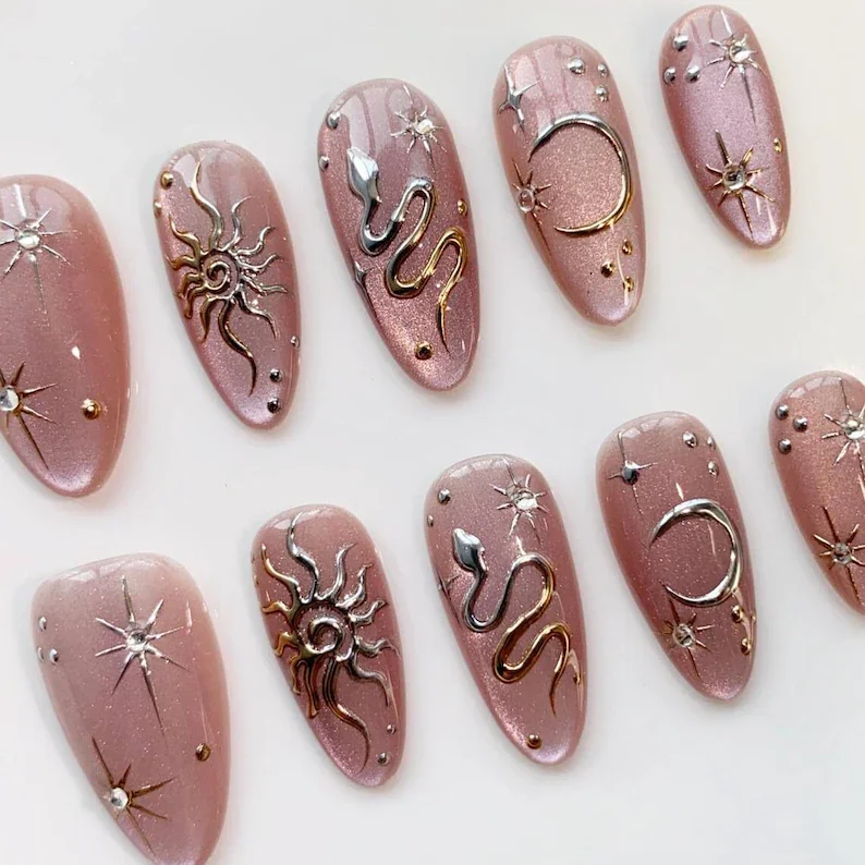 press on nails, custom press on nails, fake nails, Nails Art, stained glass nails, gold press on nails, 3d press on nails, luxury press on nails, handmade press on nails