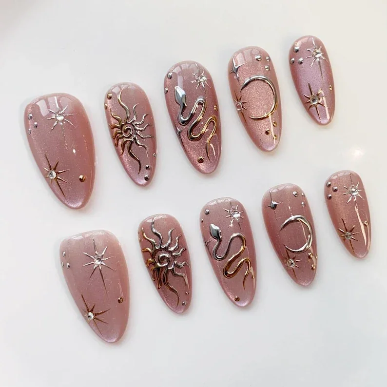 press on nails, custom press on nails, fake nails, Nails Art, stained glass nails, gold press on nails, 3d press on nails, luxury press on nails, handmade press on nails