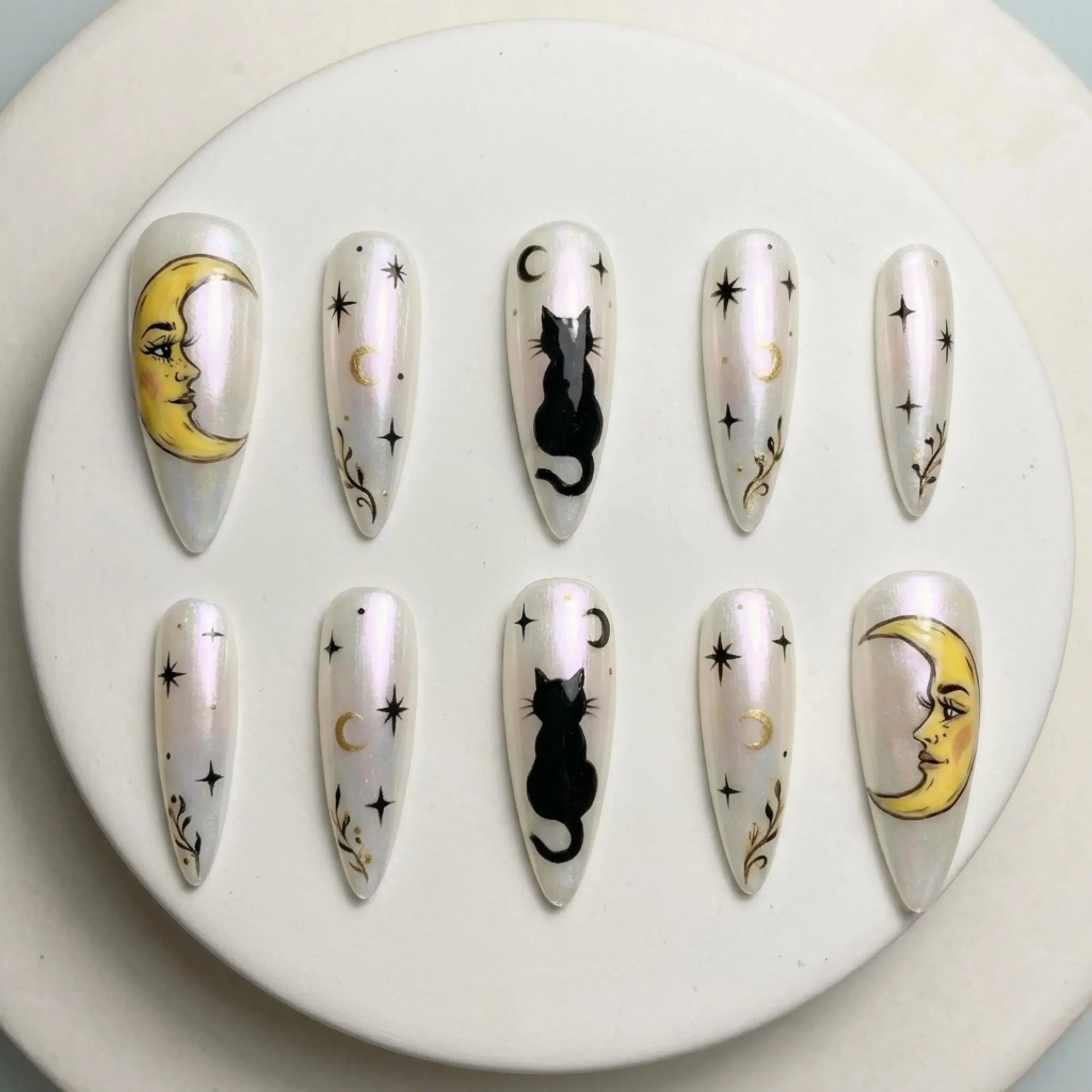 press on nails, custom press on nails, fake nails, Nails Art, stained glass nails, gold press on nails, 3d press on nails, luxury press on nails, handmade press on nails