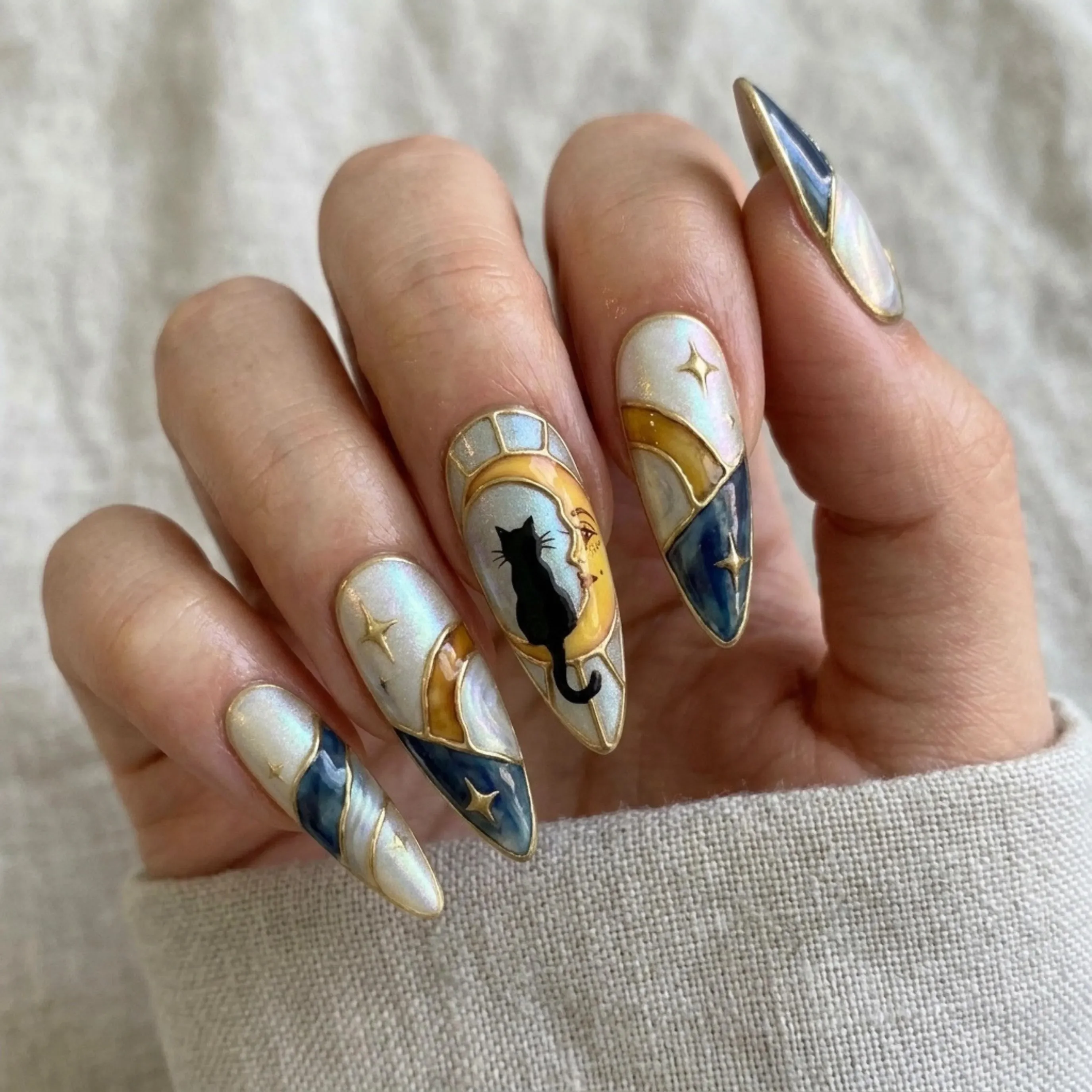 press on nails, custom press on nails, fake nails, Nails Art, stained glass nails, gold press on nails, 3d press on nails, luxury press on nails, handmade press on nails