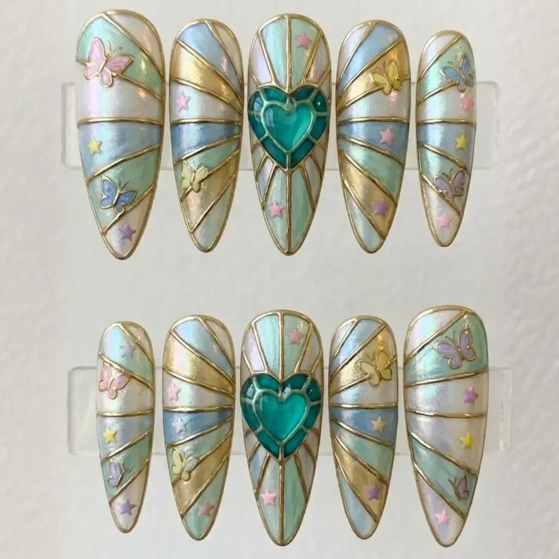 heart gem nails, 3D stained glass nails, press on nails, custom press on nails, fake nails, Nails Art, stained glass nails, gold press on nails, 3d press on nails, luxury press on nails, handmade press on nails