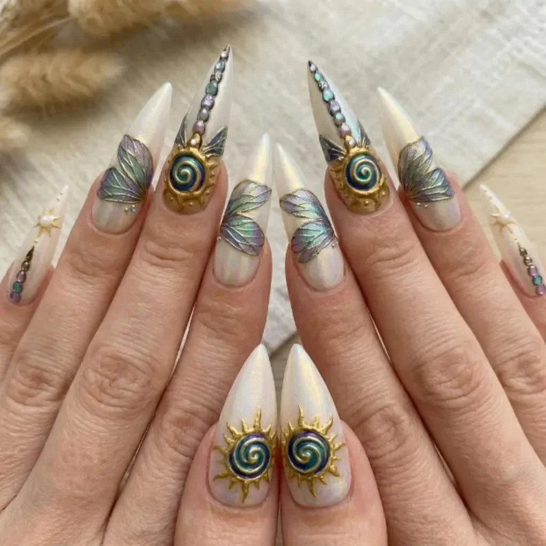 press on nails, custom press on nails, fake nails, Nails Art, stained glass nails, gold press on nails, 3d press on nails, luxury press on nails, handmade press on nails