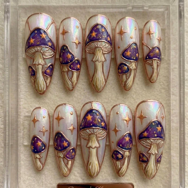 press on nails, custom press on nails, fake nails, Nails Art, stained glass nails, gold press on nails, 3d press on nails, luxury press on nails, handmade press on nails
