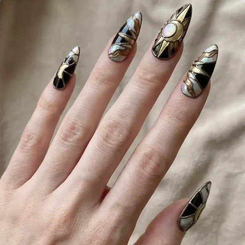 press-on nail set, black gold nails, press on nails, custom press on nails, fake nails, Nails Art, stained glass nails, gold press on nails, 3d press on nails, luxury press on nails, handmade press on nails