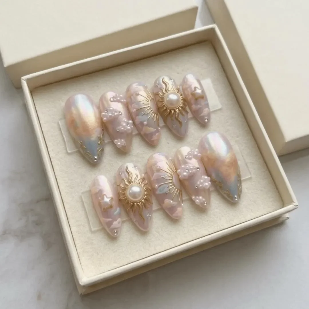 press on nails, custom press on nails, fake nails, Nails Art, stained glass nails, gold press on nails, 3d press on nails, luxury press on nails, handmade press on nails
