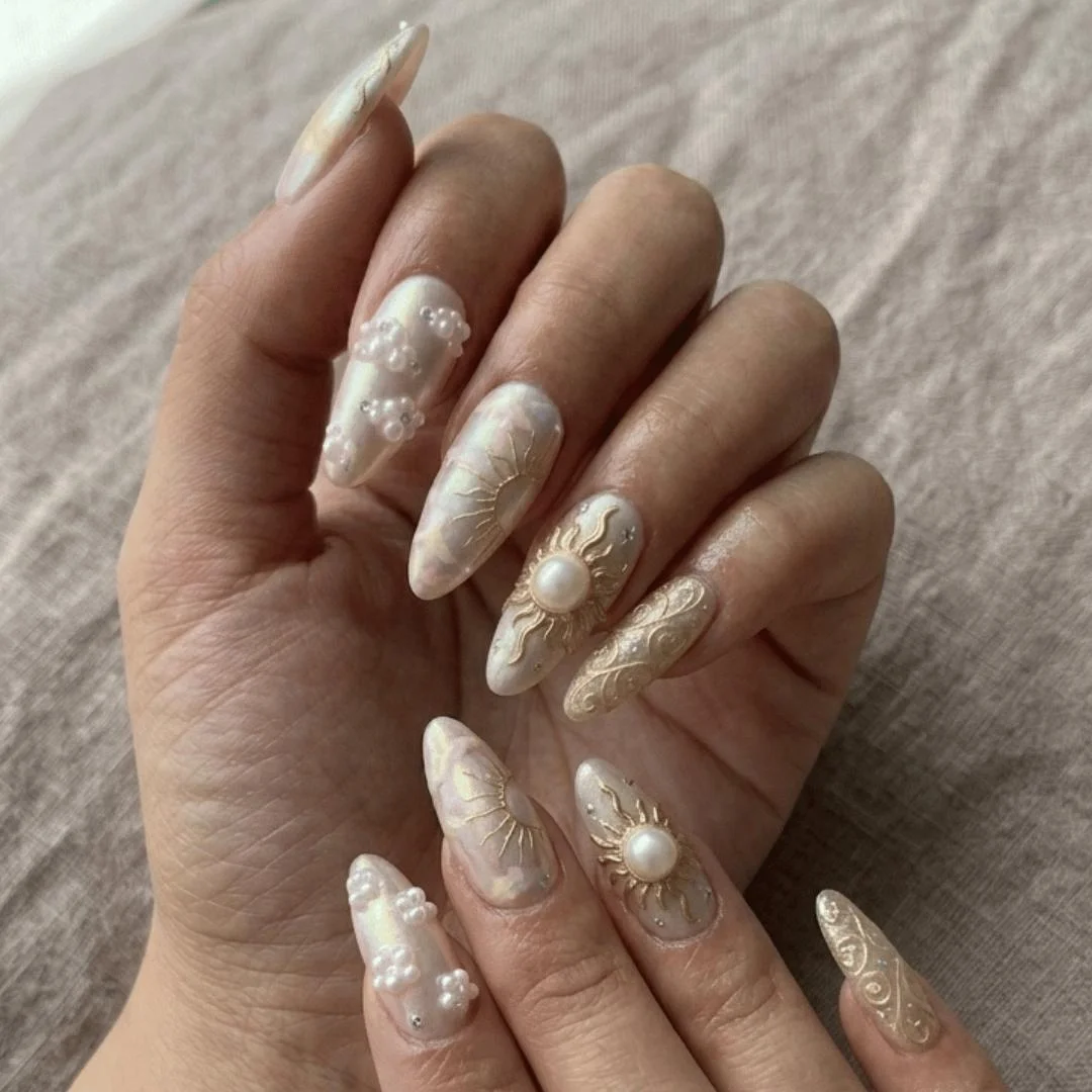 press on nails, custom press on nails, fake nails, Nails Art, stained glass nails, gold press on nails, 3d press on nails, luxury press on nails, handmade press on nails