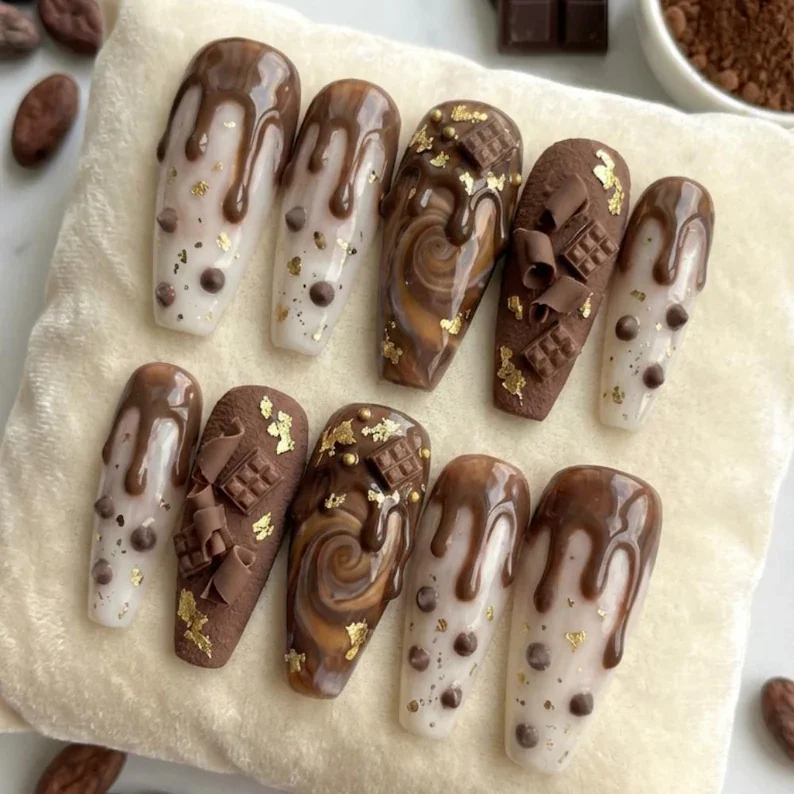 press on nails, custom press on nails, fake nails, Nails Art, stained glass nails, gold press on nails, 3d press on nails, luxury press on nails, handmade press on nails