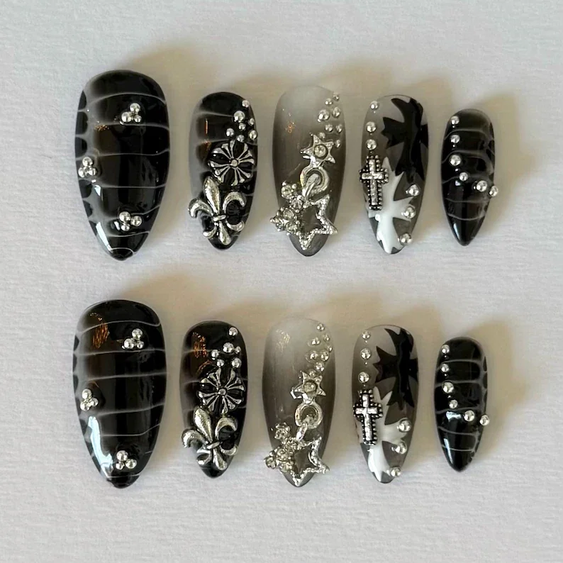 press on nails, custom press on nails, fake nails, Nails Art, stained glass nails, gold press on nails, 3d press on nails, luxury press on nails, handmade press on nails