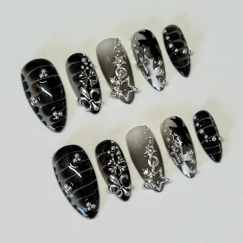 press on nails, custom press on nails, fake nails, Nails Art, stained glass nails, gold press on nails, 3d press on nails, luxury press on nails, handmade press on nails