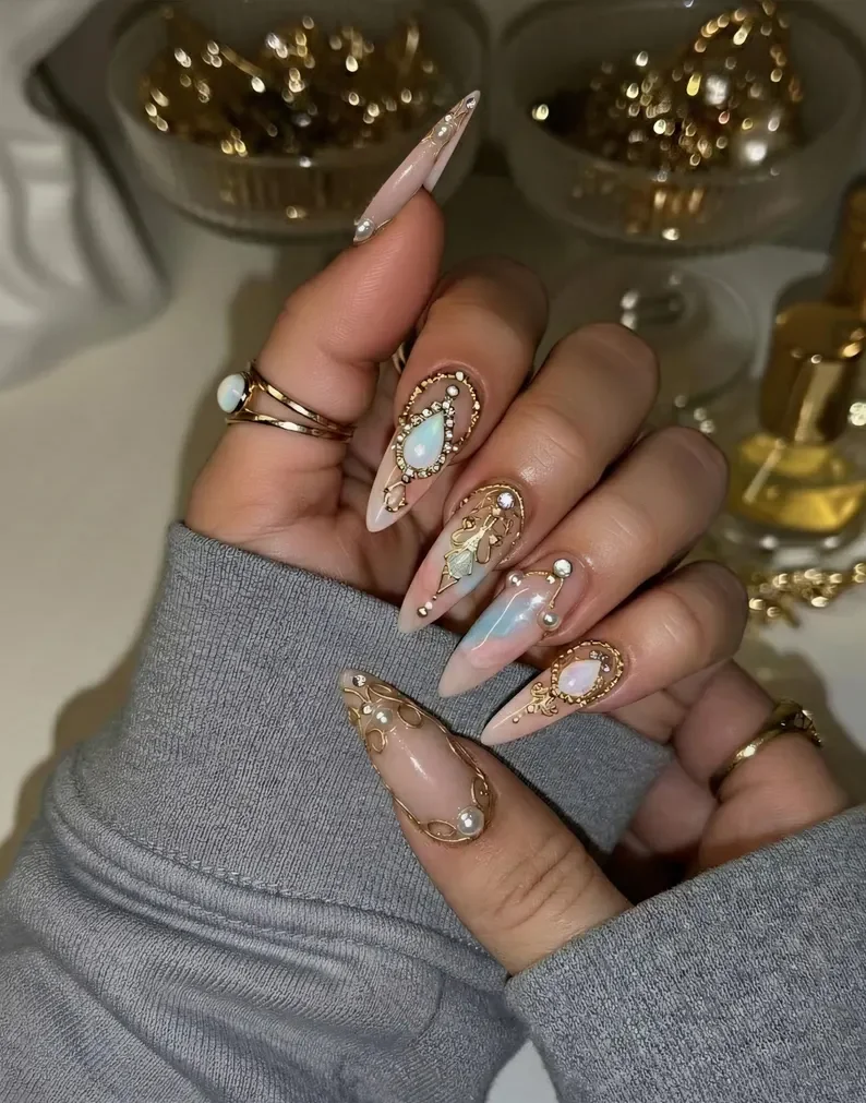 press on nails, custom press on nails, fake nails, Nails Art, stained glass nails, gold press on nails, 3d press on nails, luxury press on nails, handmade press on nails