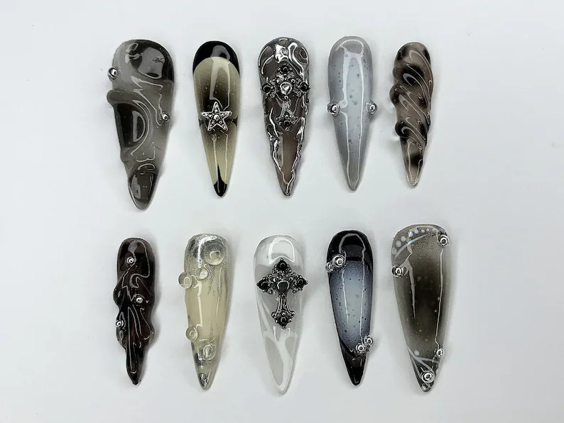 press on nails, custom press on nails, fake nails, Nails Art, stained glass nails, gold press on nails, 3d press on nails, luxury press on nails, handmade press on nails