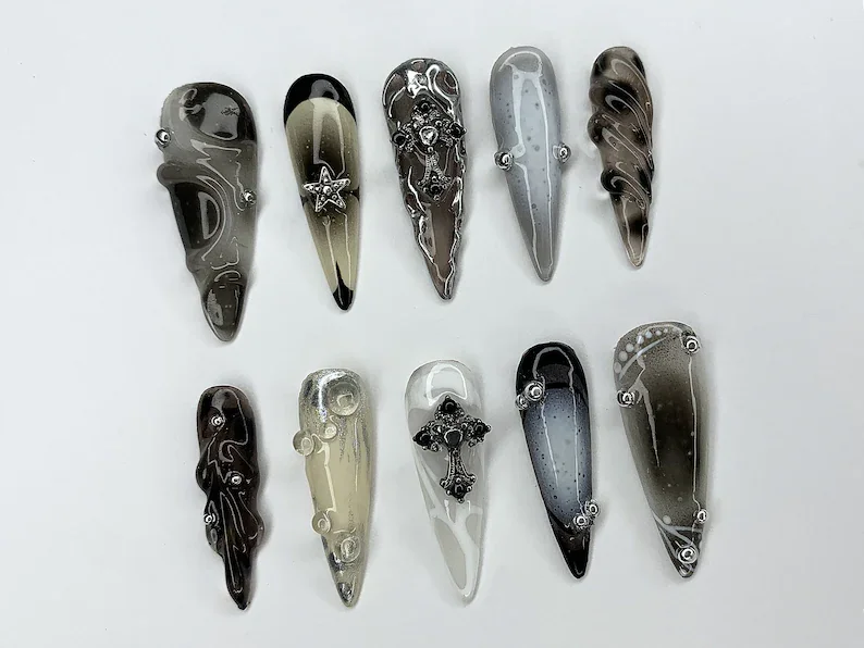 press on nails, custom press on nails, fake nails, Nails Art, stained glass nails, gold press on nails, 3d press on nails, luxury press on nails, handmade press on nails