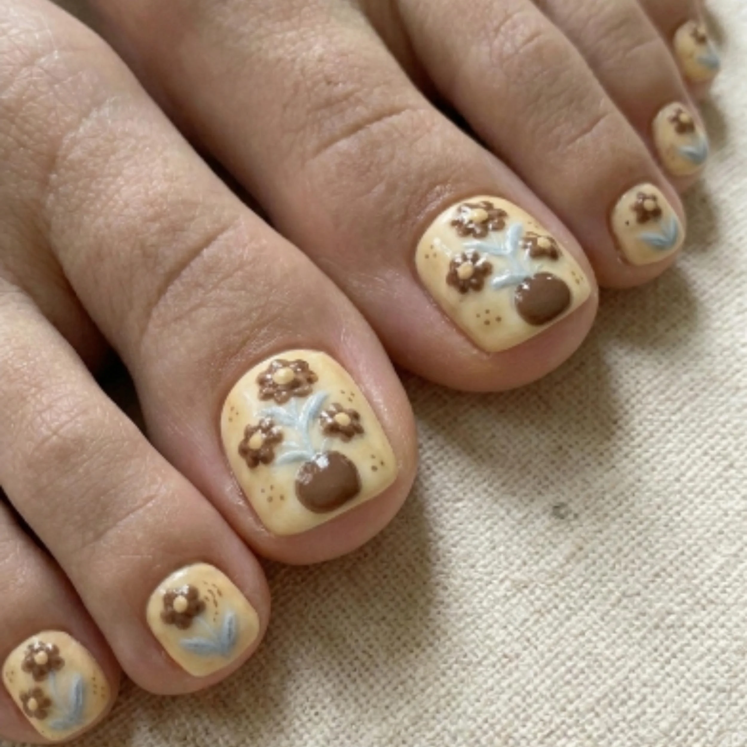 gingham pattern, floral pedi set, press on nails, custom press on nails, fake nails, Nails Art, stained glass nails, gold press on nails, 3d press on nails, luxury press on nails, handmade press on nails