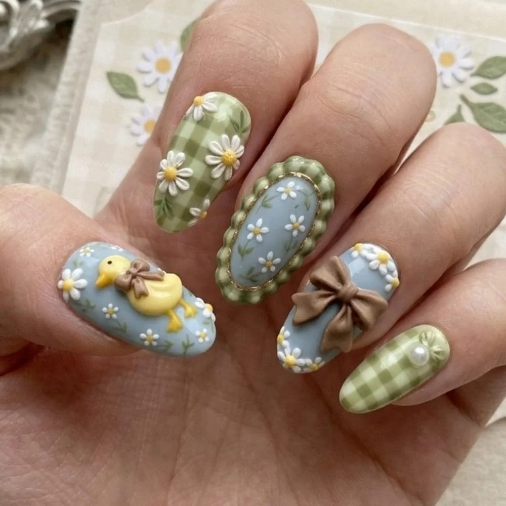 cottagecore duck nails, daisy press on, press on nails, custom press on nails, fake nails, Nails Art, stained glass nails, gold press on nails, 3d press on nails, luxury press on nails, handmade press on nails