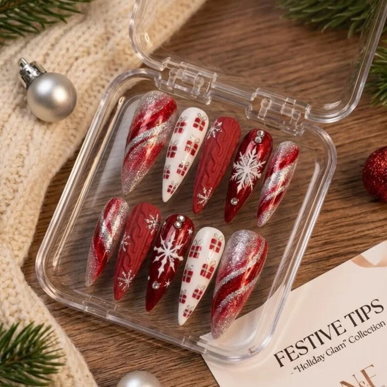 cranberry sparkle, christmas press-on, press on nails, custom press on nails, fake nails, Nails Art, stained glass nails, gold press on nails, 3d press on nails, luxury press on nails, handmade press on nails