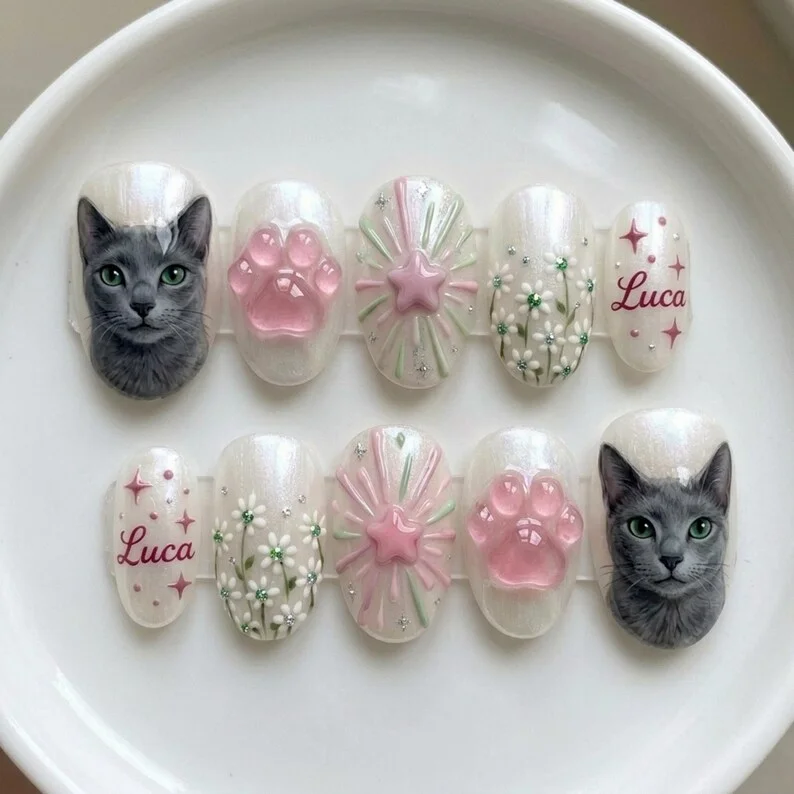 press on nails, custom press on nails, fake nails, Nails Art, stained glass nails, gold press on nails, 3d press on nails, luxury press on nails, handmade press on nails