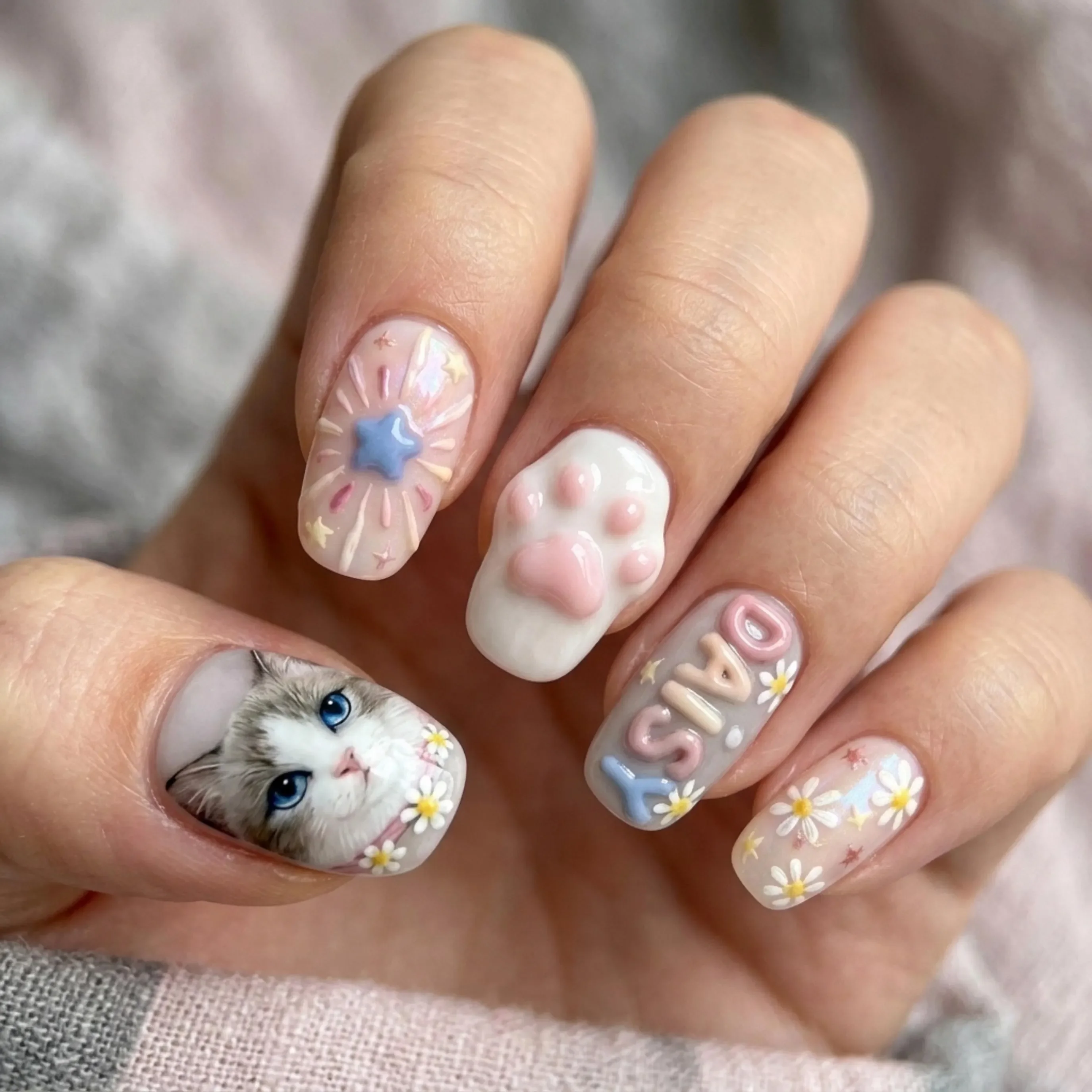 press on nails, custom press on nails, fake nails, Nails Art, stained glass nails, gold press on nails, 3d press on nails, luxury press on nails, handmade press on nails
