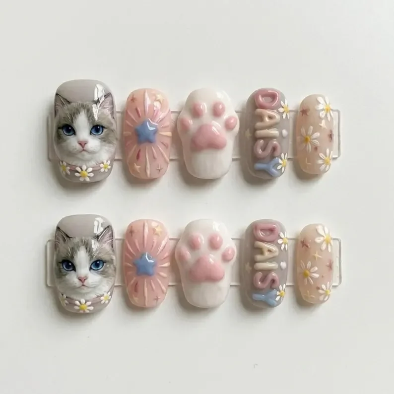 press on nails, custom press on nails, fake nails, Nails Art, stained glass nails, gold press on nails, 3d press on nails, luxury press on nails, handmade press on nails