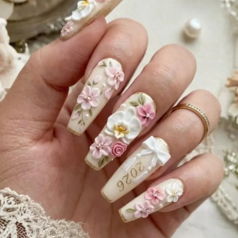 custom graduation nails, press on nails, custom press on nails, fake nails, Nails Art, stained glass nails, gold press on nails, 3d press on nails, luxury press on nails, handmade press on nails