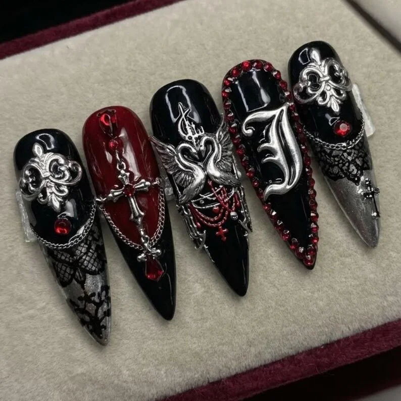 romantic press ons, custom initial nails, press on nails, custom press on nails, fake nails, Nails Art, stained glass nails, gold press on nails, 3d press on nails, luxury press on nails, handmade press on nails