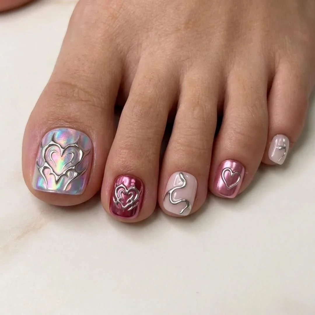 tribal heart design, iridescent nails, press on nails, custom press on nails, fake nails, Nails Art, stained glass nails, gold press on nails, 3d press on nails, luxury press on nails, handmade press on nails