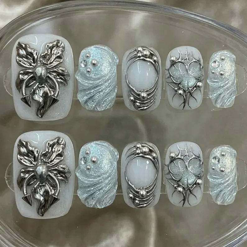 press on nails, custom press on nails, fake nails, Nails Art, stained glass nails, gold press on nails, 3d press on nails, luxury press on nails, handmade press on nails