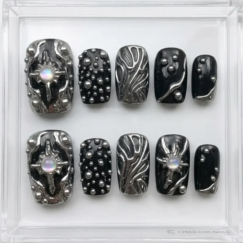 press on nails, custom press on nails, fake nails, Nails Art, stained glass nails, gold press on nails, 3d press on nails, luxury press on nails, handmade press on nails