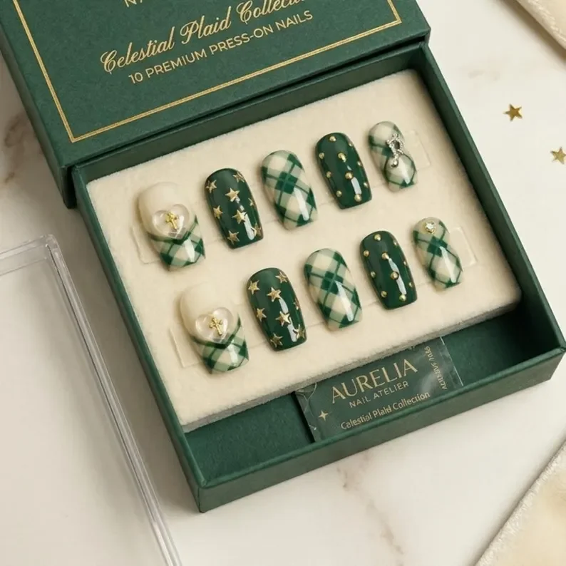 press on nails, custom press on nails, fake nails, Nails Art, stained glass nails, gold press on nails, 3d press on nails, luxury press on nails, handmade press on nails