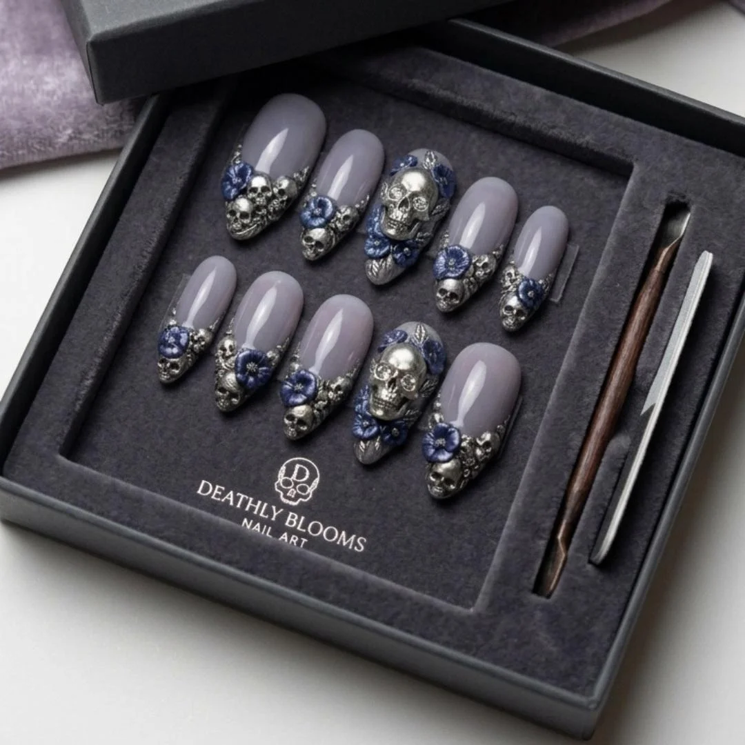 press on nails, custom press on nails, fake nails, Nails Art, stained glass nails, gold press on nails, 3d press on nails, luxury press on nails, handmade press on nails