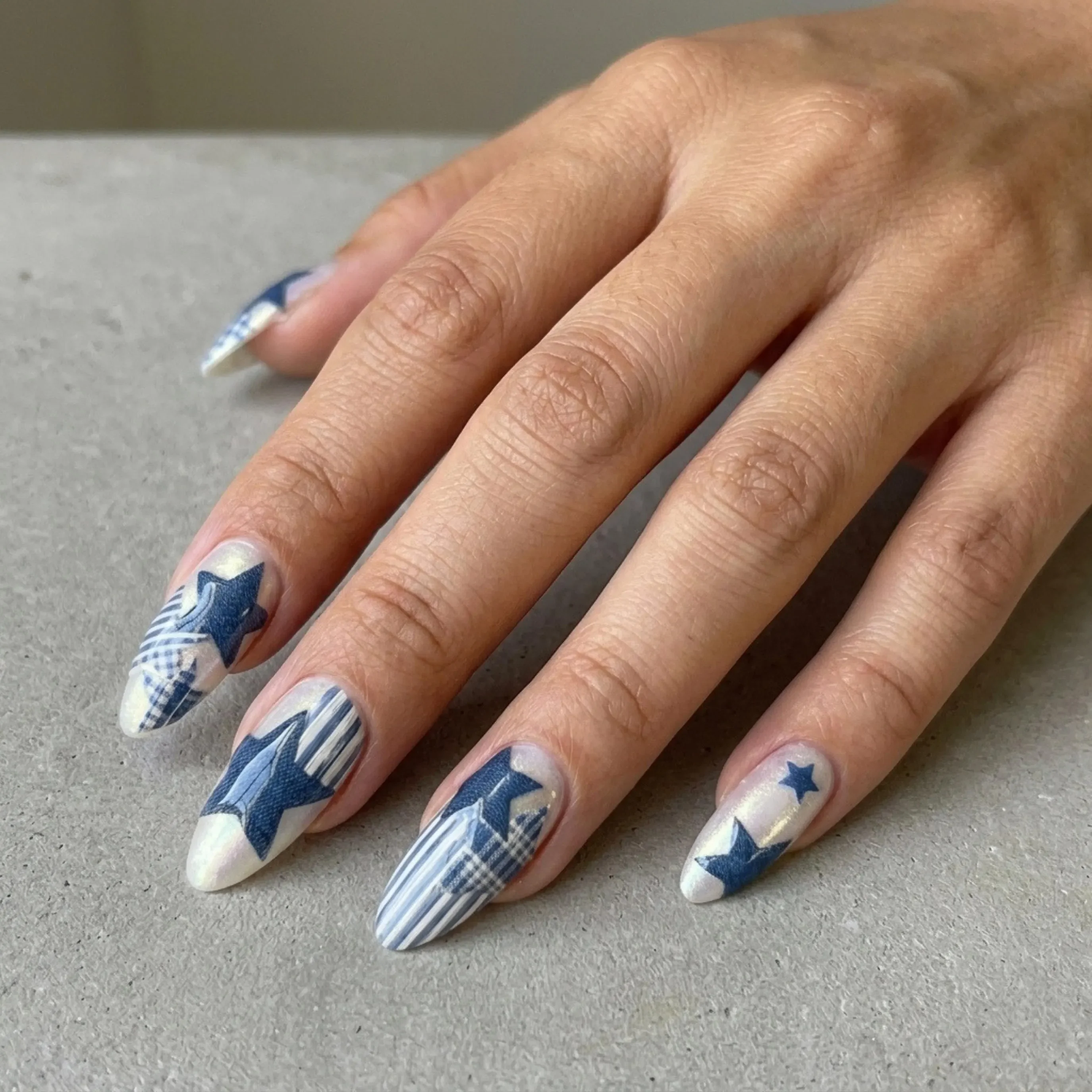 press on nails, custom press on nails, fake nails, Nails Art, stained glass nails, gold press on nails, 3d press on nails, luxury press on nails, handmade press on nails