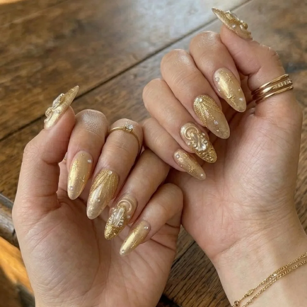press on nails, custom press on nails, fake nails, Nails Art, stained glass nails, gold press on nails, 3d press on nails, luxury press on nails, handmade press on nails