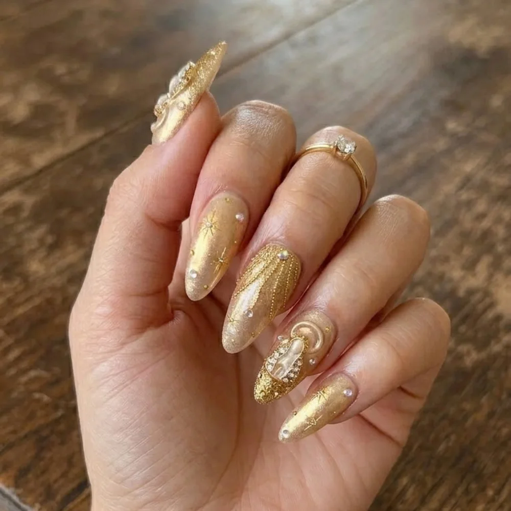 press on nails, custom press on nails, fake nails, Nails Art, stained glass nails, gold press on nails, 3d press on nails, luxury press on nails, handmade press on nails